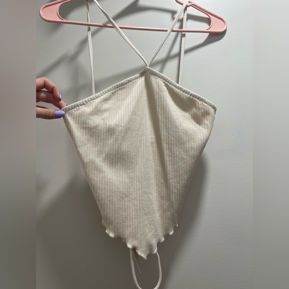 Wild fable halter crop